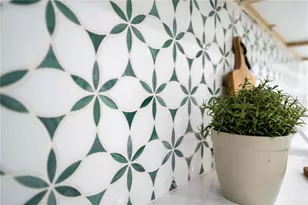 11071 Navajo Dr, Saint Petersburg, FL 33708 - Photo 14