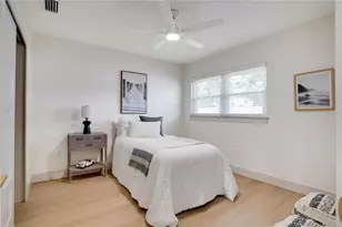 11071 Navajo Dr, Saint Petersburg, FL 33708 - Photo 22