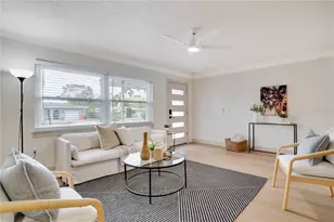 11071 Navajo Dr, Saint Petersburg, FL 33708 - Photo 6