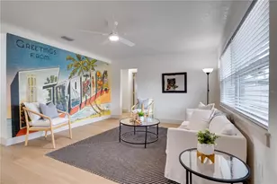 11071 Navajo Dr, Saint Petersburg, FL 33708 - Photo 4