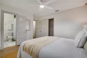 11071 Navajo Dr, Saint Petersburg, FL 33708 - Photo 16