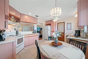 14095 Chamberlain Ave, Largo, FL 33774 - Photo 20