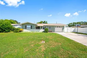 14095 Chamberlain Ave, Largo, FL 33774 - Photo 1