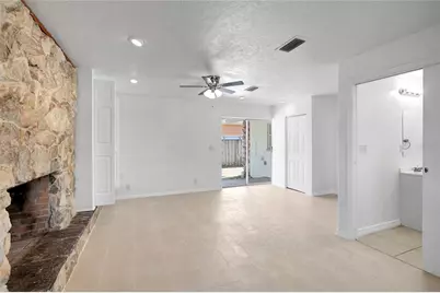 7604 35th Avenue S, Tampa, FL 33619 - Photo 18