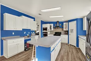 6270 Nodoc Rd, Spring Hill, FL 34609 - Photo 8