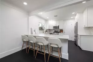 1433 Park St N, Saint Petersburg, FL 33710 - Photo 6