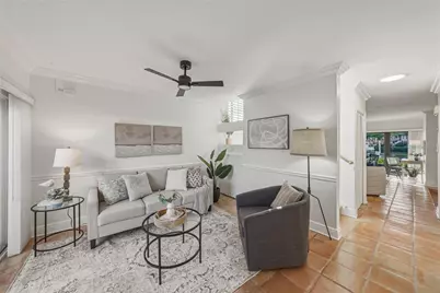 4306 Harbor House Drive, Tampa, FL 33615 - Photo 4