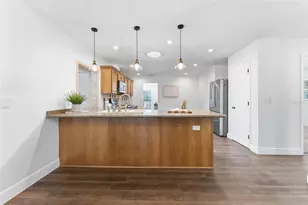 2654 Clubhouse Dr N, Clearwater, FL 33761 - Photo 12