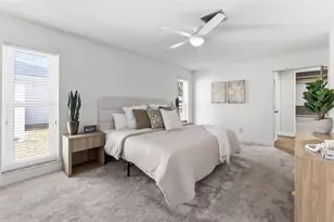 2654 Clubhouse Dr N, Clearwater, FL 33761 - Photo 18