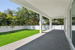 2704 W Tyson Ave, Tampa, FL 33611 - Photo 46