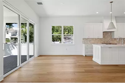 2704 W Tyson Avenue, Tampa, FL 33611 - Photo 16
