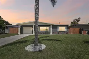 8541 75th Pl, Seminole, FL 33777 - Photo 1