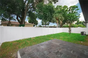 2714 W 1/2 Tampa Bay Blvd, Tampa, FL 33607 - Photo 24