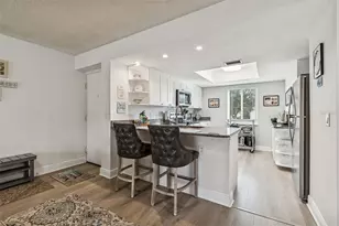 104 E Cypress Ct, Oldsmar, FL 34677 - Photo 12