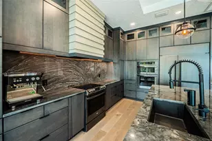 7822 Causeway Blvd S, Saint Petersburg, FL 33707 - Photo 30