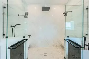 7822 Causeway Blvd S, Saint Petersburg, FL 33707 - Photo 38