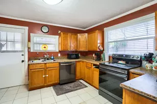 2523 10th Ave W, Bradenton, FL 34205 - Photo 12