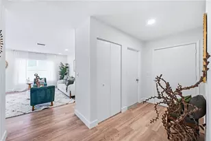 13926 Cherry Dale Ln, Tampa, FL 33618 - Photo 14