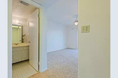 3408 Lake Bayshore Drive #P-317, Bradenton, FL 34205 - Photo 32