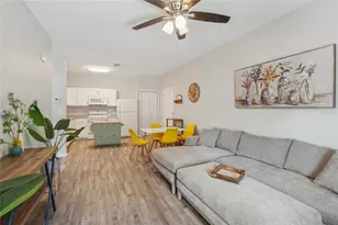 14524 N Nebraska Ave, Tampa, FL 33613 - Photo 2