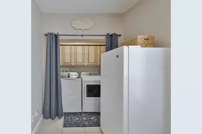 37041 Neukom Avenue, Zephyrhills, FL 33541 - Photo 14