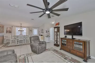 37041 Neukom Avenue, Zephyrhills, FL 33541 - Photo 8