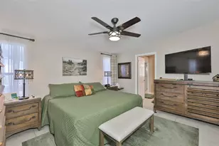 37041 Neukom Ave, Zephyrhills, FL 33541 - Photo 18