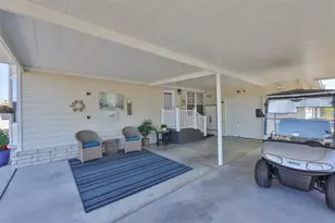 37041 Neukom Ave, Zephyrhills, FL 33541 - Photo 2