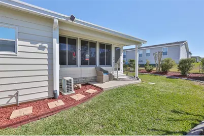 37041 Neukom Avenue, Zephyrhills, FL 33541 - Photo 32