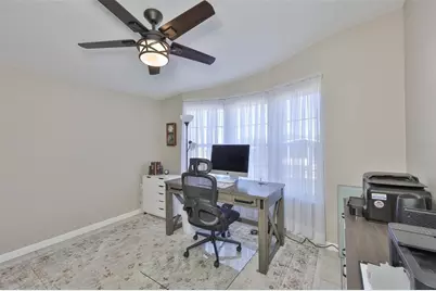 37041 Neukom Avenue, Zephyrhills, FL 33541 - Photo 30