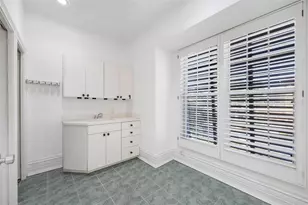 6024 Kipps Colony Dr E, Gulfport, FL 33707 - Photo 32