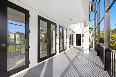 6024 Kipps Colony Drive E, Gulfport, FL 33707 - Photo 18