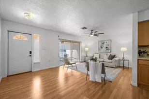 10467 Larchmont Pl N, Pinellas Park, FL 33782 - Photo 4