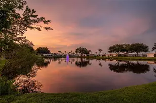 10467 Larchmont Pl N, Pinellas Park, FL 33782 - Photo 42