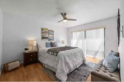 10467 Larchmont Place N, Pinellas Park, FL 33782 - Photo 16