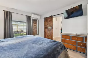 12530 136th Ln, Largo, FL 33774 - Photo 18