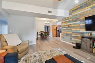 12530 136th Ln, Largo, FL 33774 - Photo 4