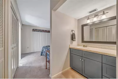 1011 Meadowcrest Drive, Valrico, FL 33594 - Photo 32