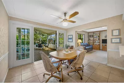 1011 Meadowcrest Drive, Valrico, FL 33594 - Photo 8