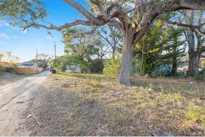 28th Street S, Saint Petersburg, FL 33712 - Photo 10