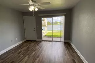 302 Lake Parsons Green, Brandon, FL 33511 - Photo 4