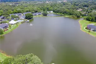 302 Lake Parsons Green, Brandon, FL 33511 - Photo 24