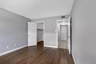 5820 N Church Ave, Tampa, FL 33614 - Photo 22