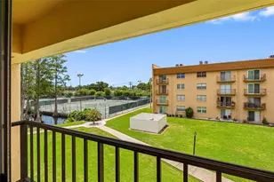 5820 N Church Ave, Tampa, FL 33614 - Photo 12