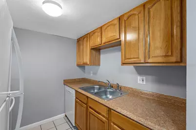 5820 N Church Avenue #346, Tampa, FL 33614 - Photo 8