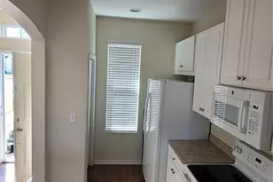 8810 Walnut Gable Ct, Riverview, FL 33578 - Photo 4