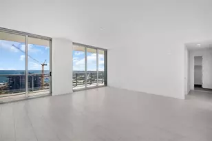400 Central Ave, Saint Petersburg, FL 33701 - Photo 16