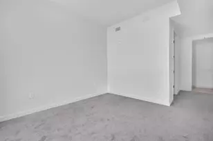 400 Central Ave, Saint Petersburg, FL 33701 - Photo 38