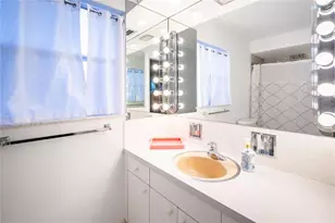 13840 94th Ave, Seminole, FL 33776 - Photo 22