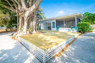 13840 94th Ave, Seminole, FL 33776 - Photo 28